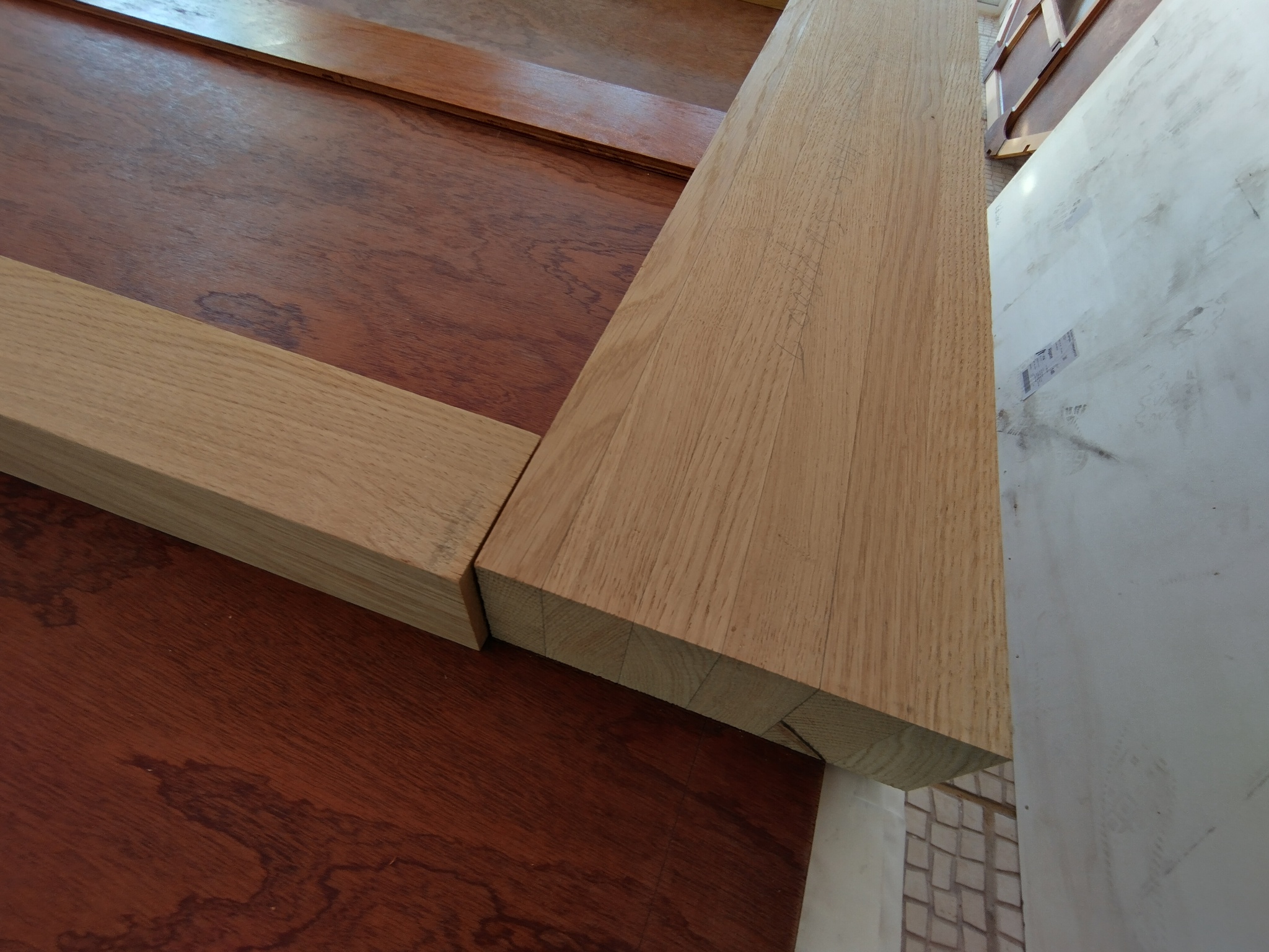 Membrure D1, travaux d'ajustement sur les bois massifs